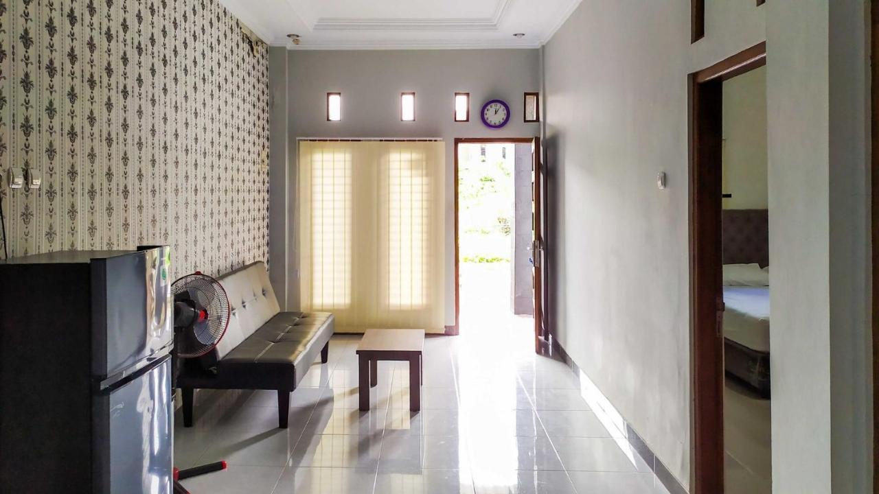 Omah Leren Mitra Reddoorz Near Gembiraloka Zoo Yogyakarta Hotel Luaran gambar