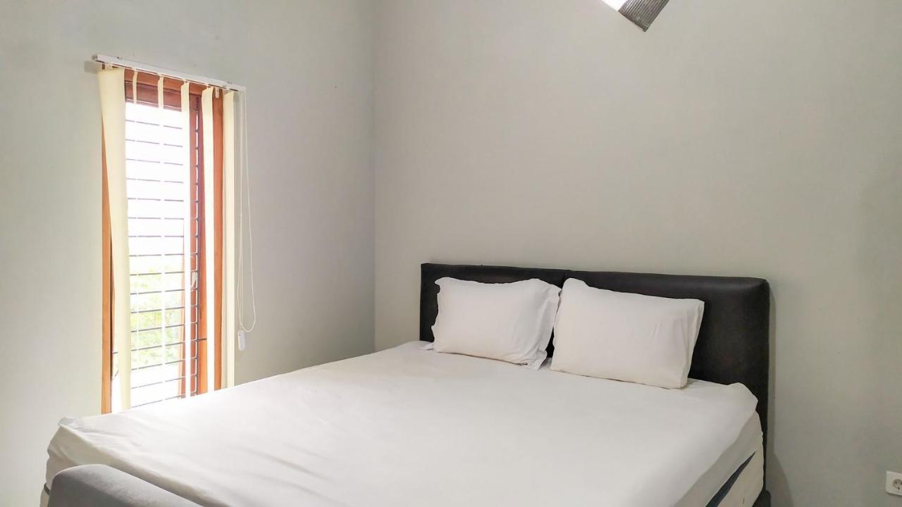 Omah Leren Mitra Reddoorz Near Gembiraloka Zoo Yogyakarta Hotel Luaran gambar