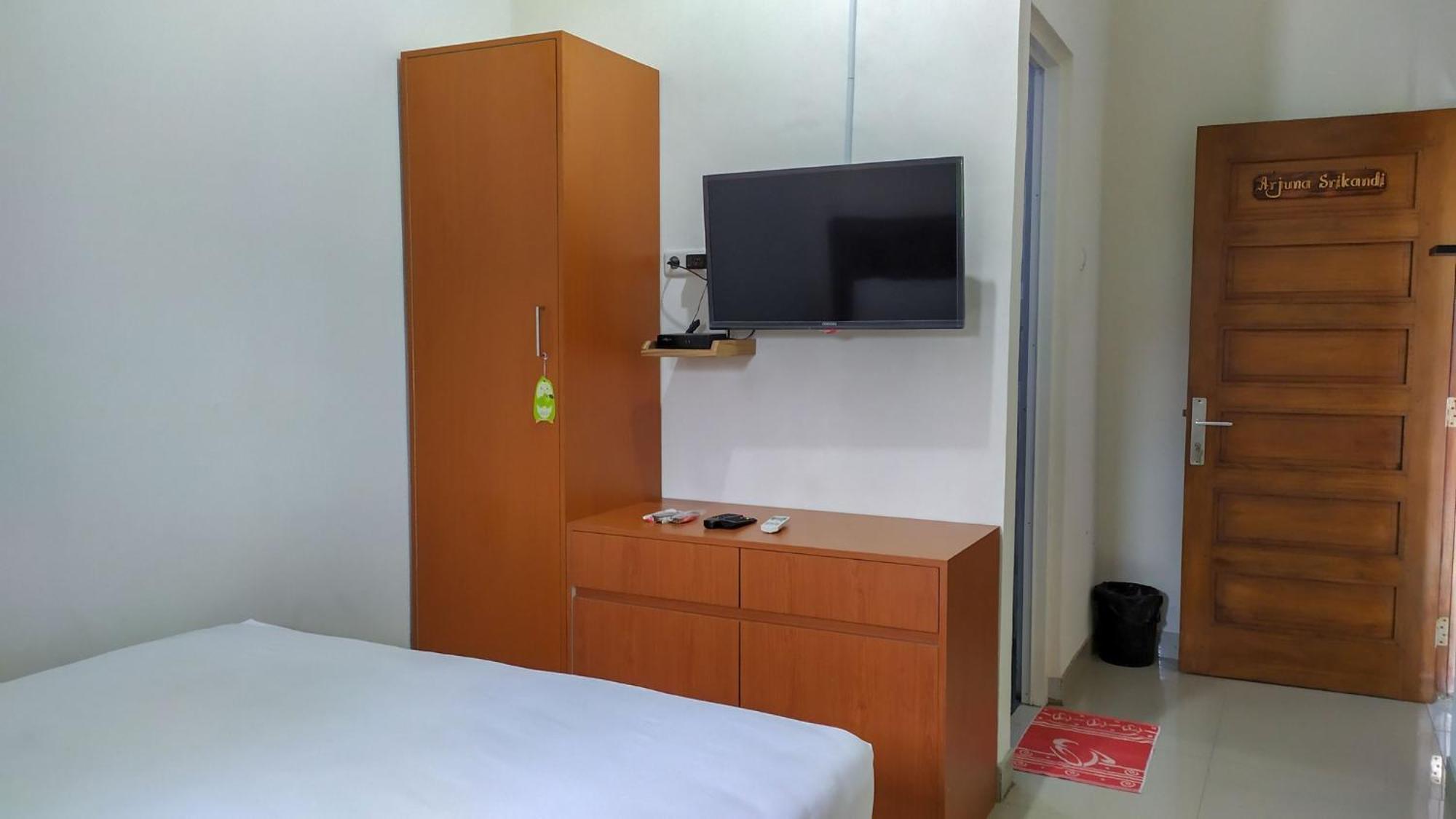 Omah Leren Mitra Reddoorz Near Gembiraloka Zoo Yogyakarta Hotel Luaran gambar