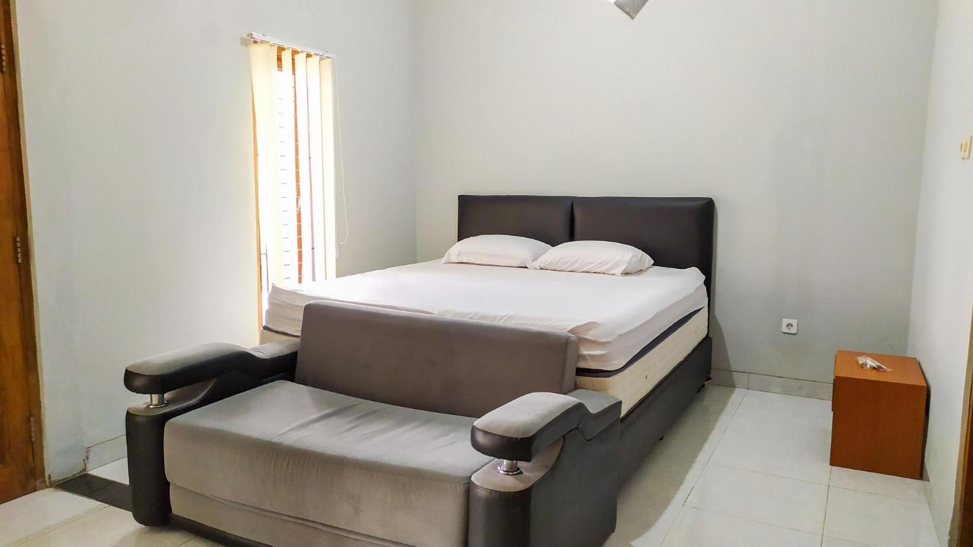 Omah Leren Mitra Reddoorz Near Gembiraloka Zoo Yogyakarta Hotel Luaran gambar